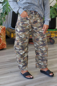 Eliza Camo Barrel Jeans