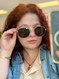 Thin Metallic Frame Fashion Sunglasses