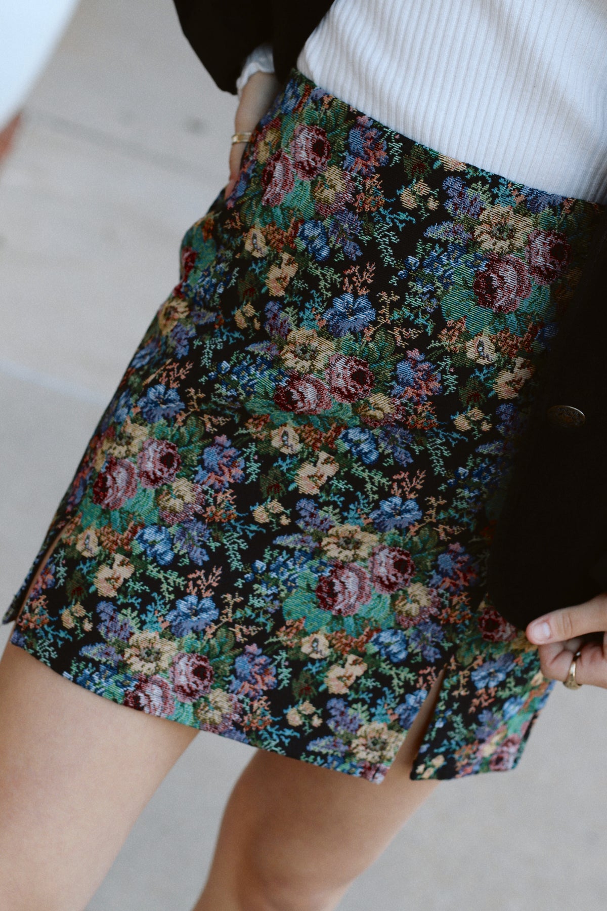 Jacquard Mini Skirt + Black