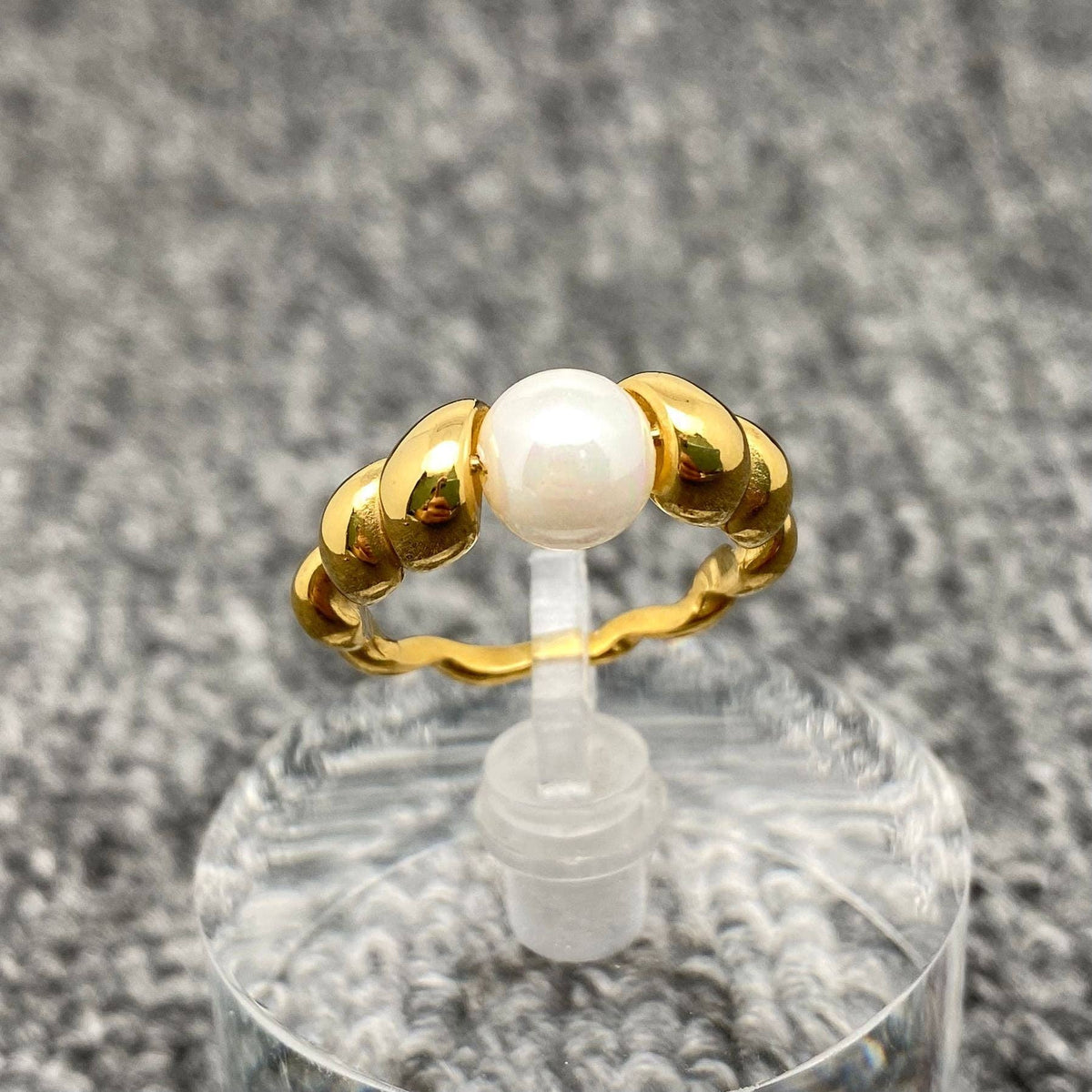 18K Gold Plated Pearl Spiral Ring