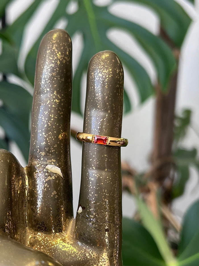 Zircon 18K Gold Plated Steel Ring Red