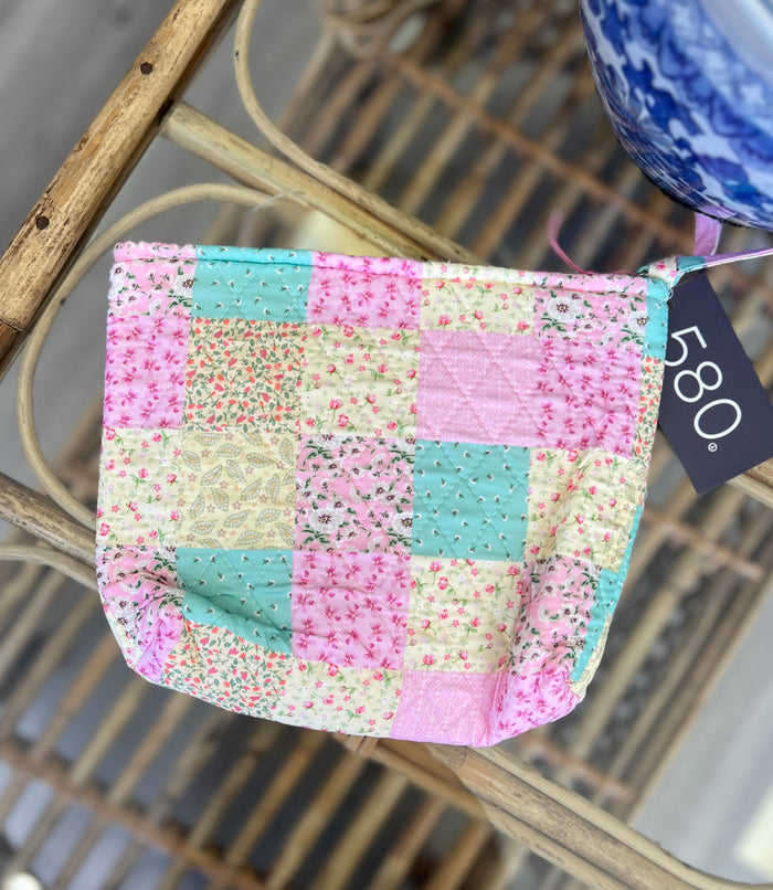"Summer Garden" Quilted Cosmetic Bag