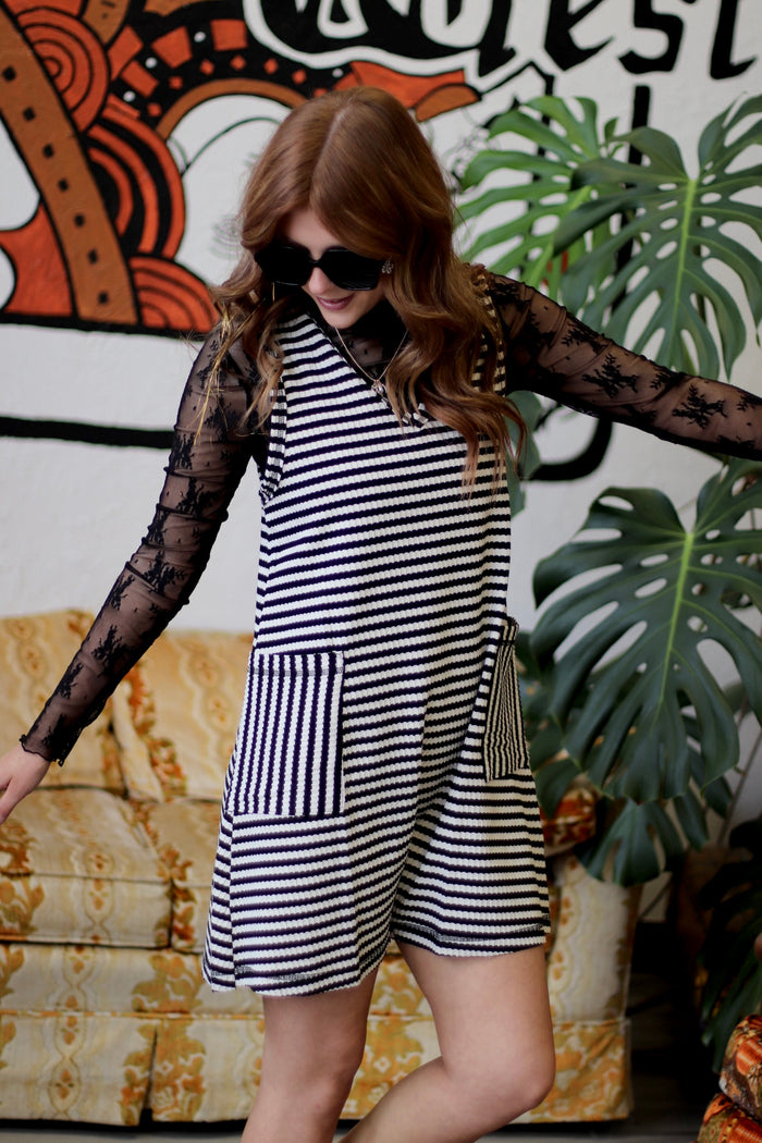 580 B&W Striped Casual Romper