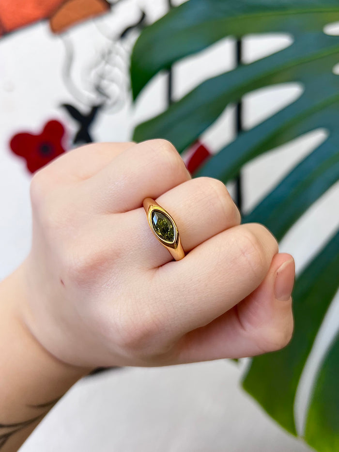 Horse Eye Zircon 18K GP Ring + Green