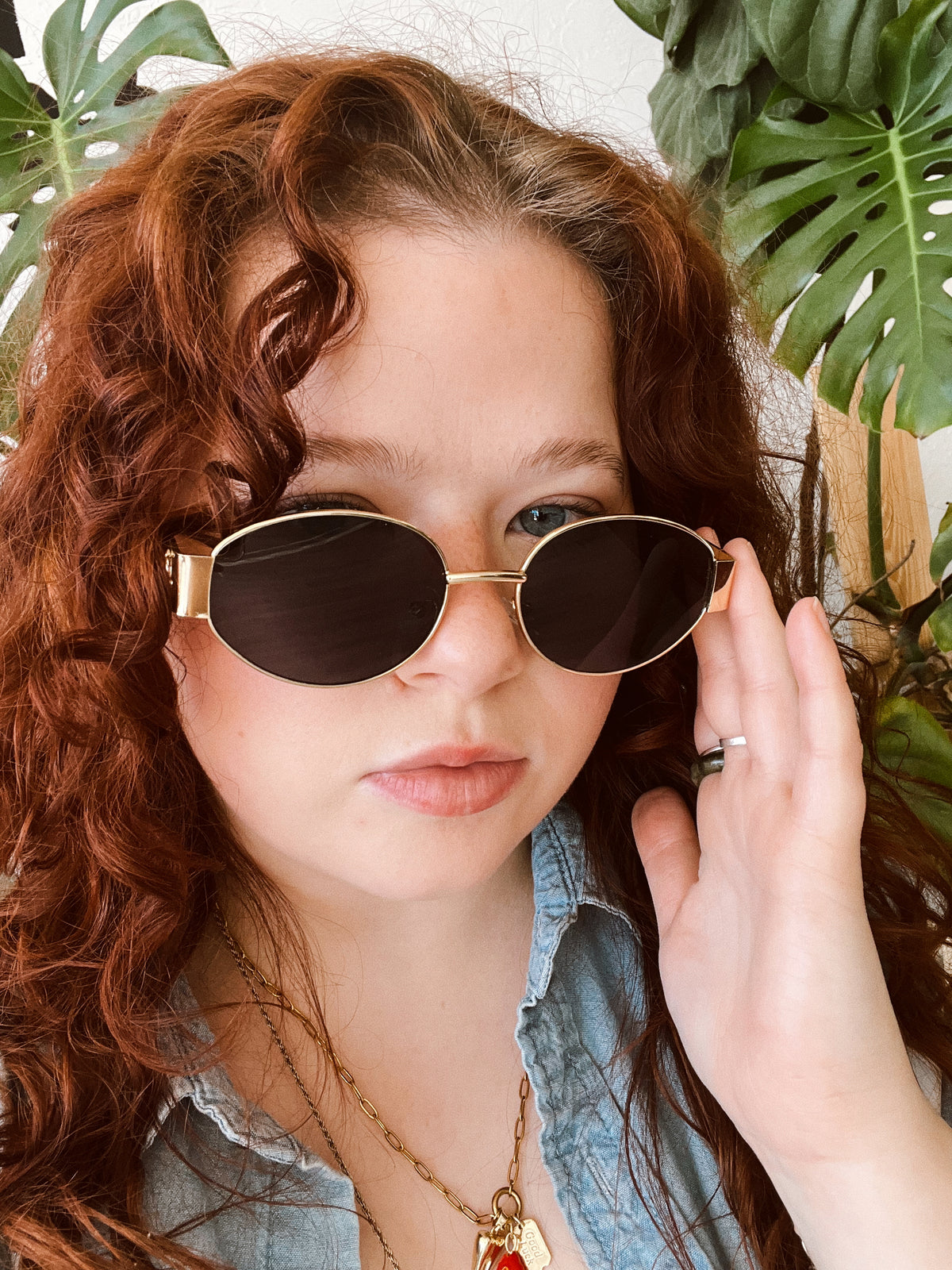 Retro Oval 90s Vintage Fashion Round Sunglasses